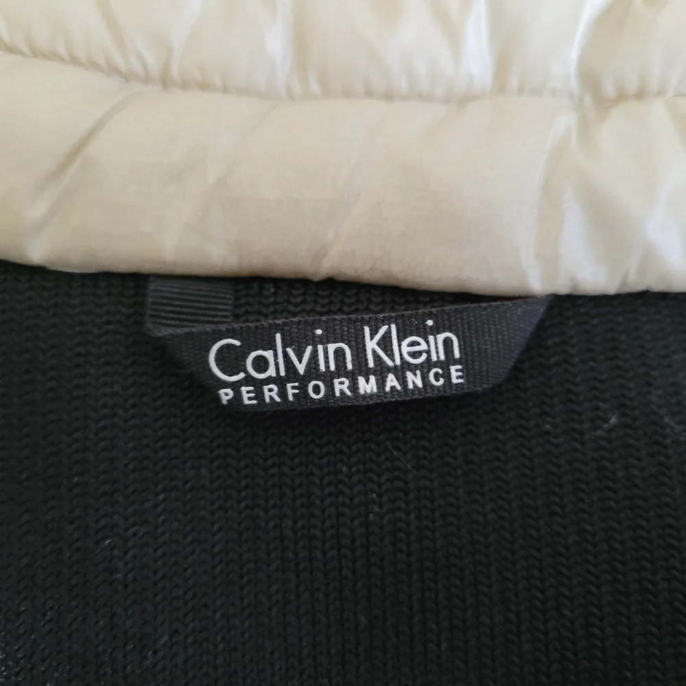 Calvin Klein Performace Down Quilted Puffer Vest Gold Black Womens Medium